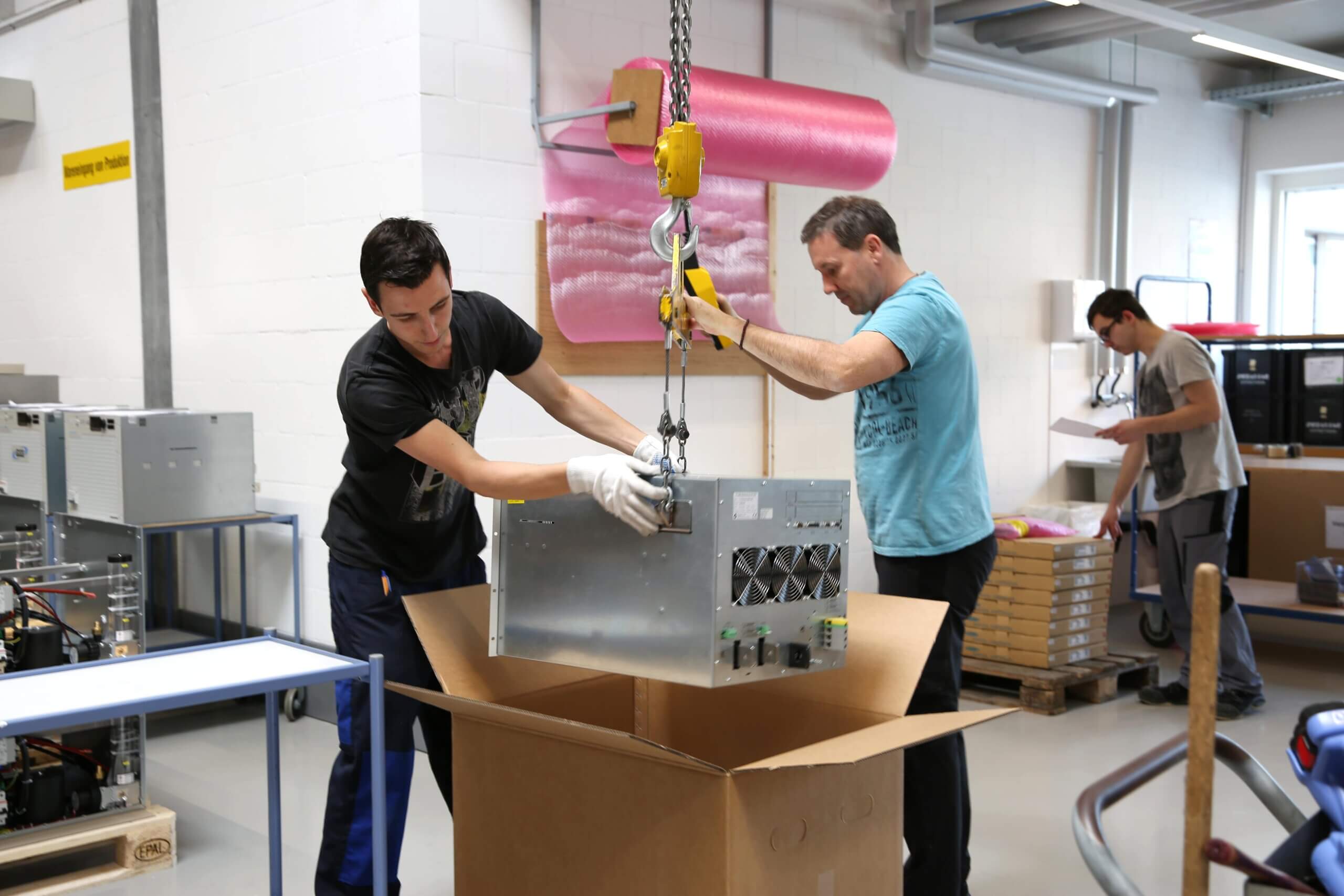 REGATRON Logistics Specialist EFZ apprenticeship – training in supply chain and warehouse management